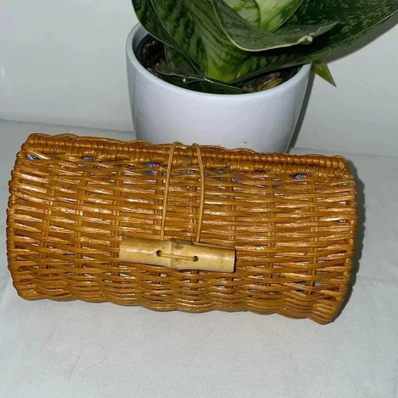 Lilly Pulitzer 🌺 Wicker Case 🌺 - Picture 1 of 5